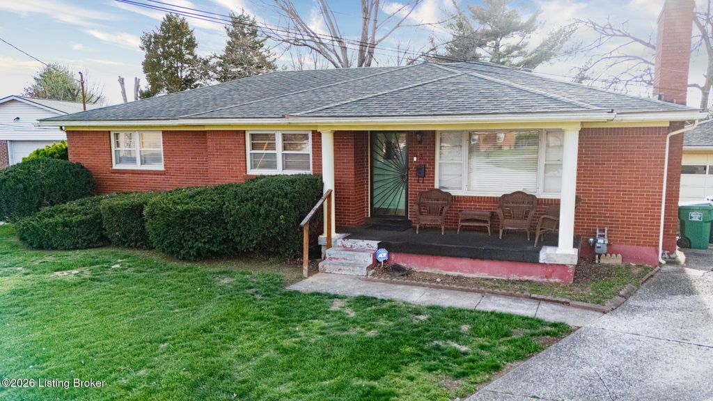Photo of 3 Ava Ct, Louisville, KY 40216 (MLS # 1714135)