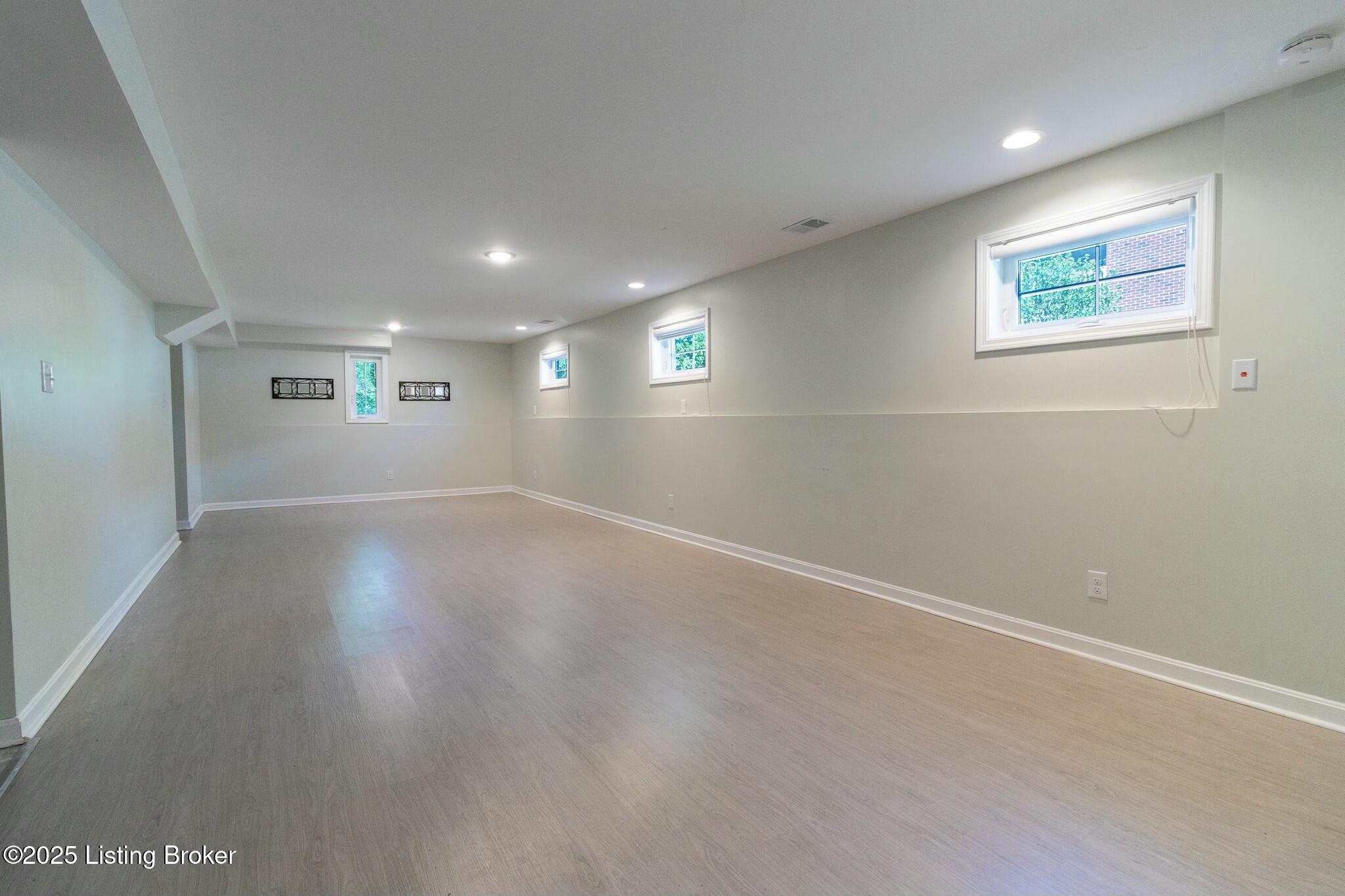 9829 Galene Dr, Jeffersontown, Pennsylvania image 28