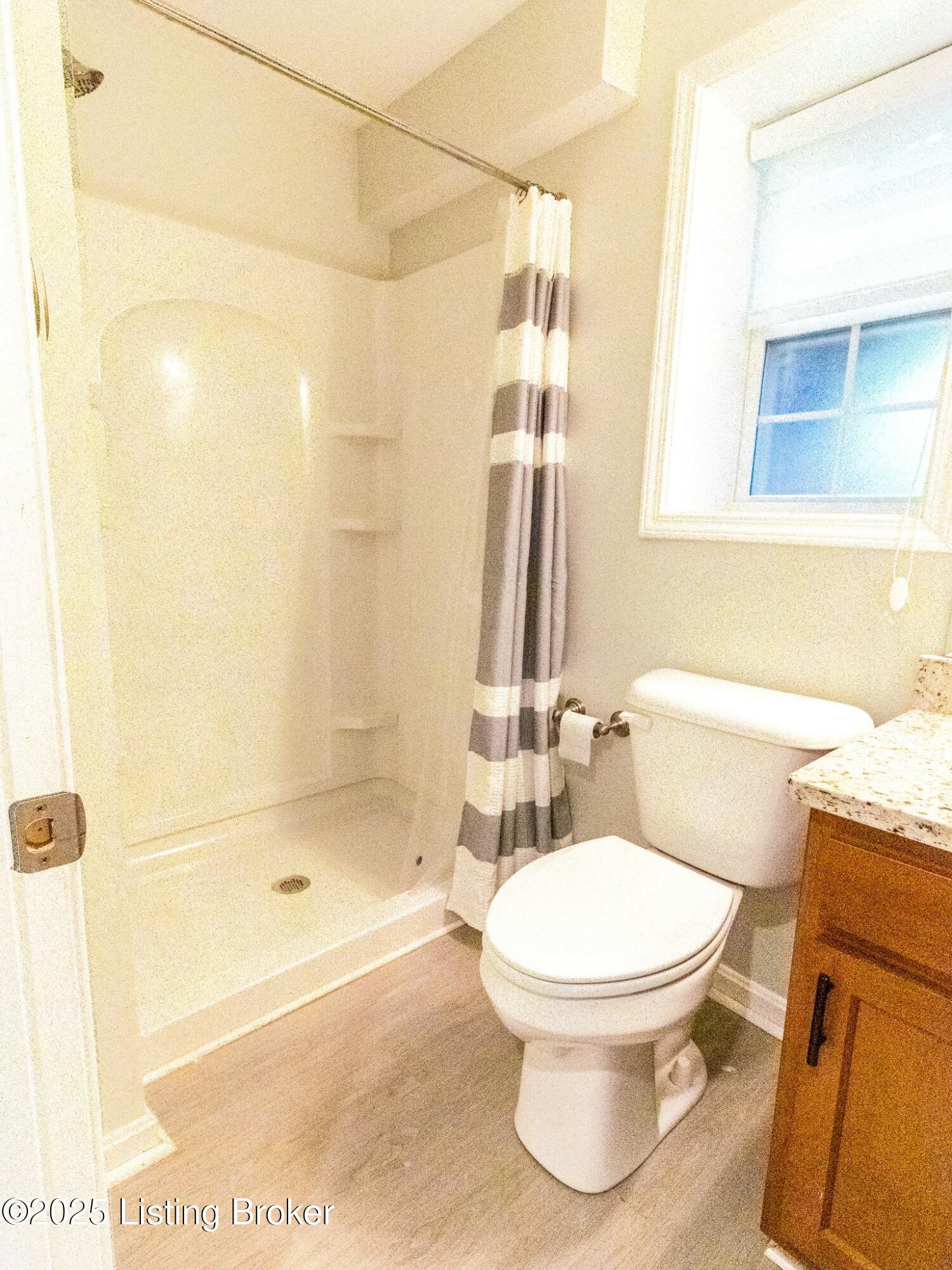 9829 Galene Dr, Jeffersontown, Pennsylvania image 32