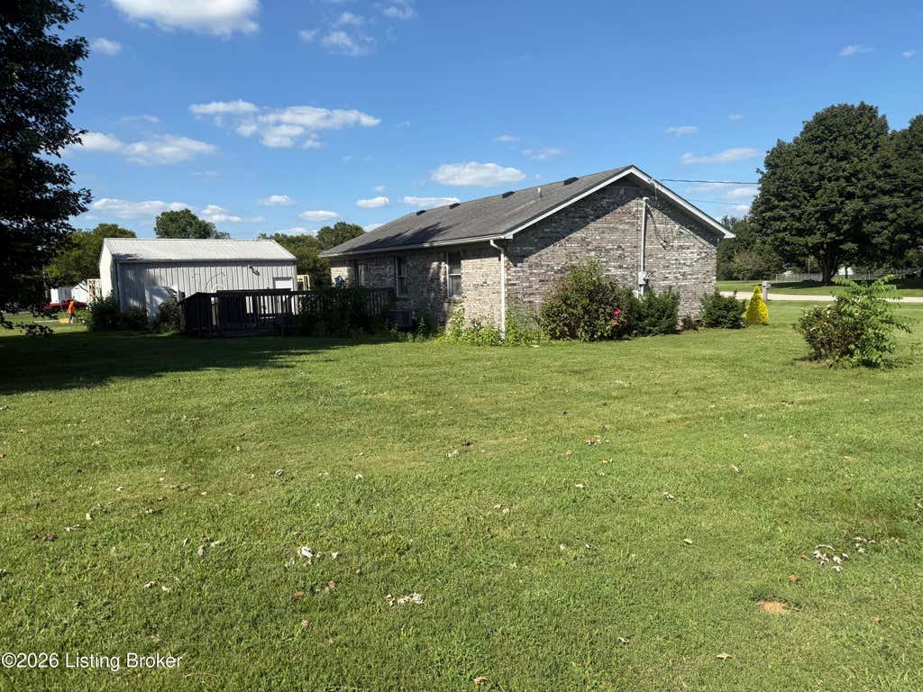 Photo of 1006 Windrift Ct, Bardstown, KY 40004 (MLS # 1726666)