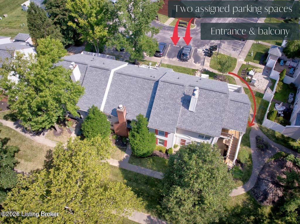 Photo of 10402 Timberwood Cir, Louisville, KY 40223 (MLS # 1724011)