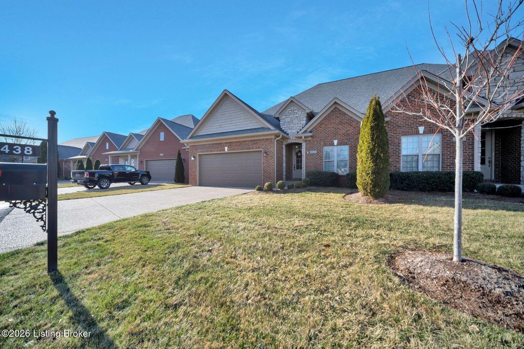 Photo of 2438 Tradition Cir, Louisville, KY 40245 (MLS # 1709186)