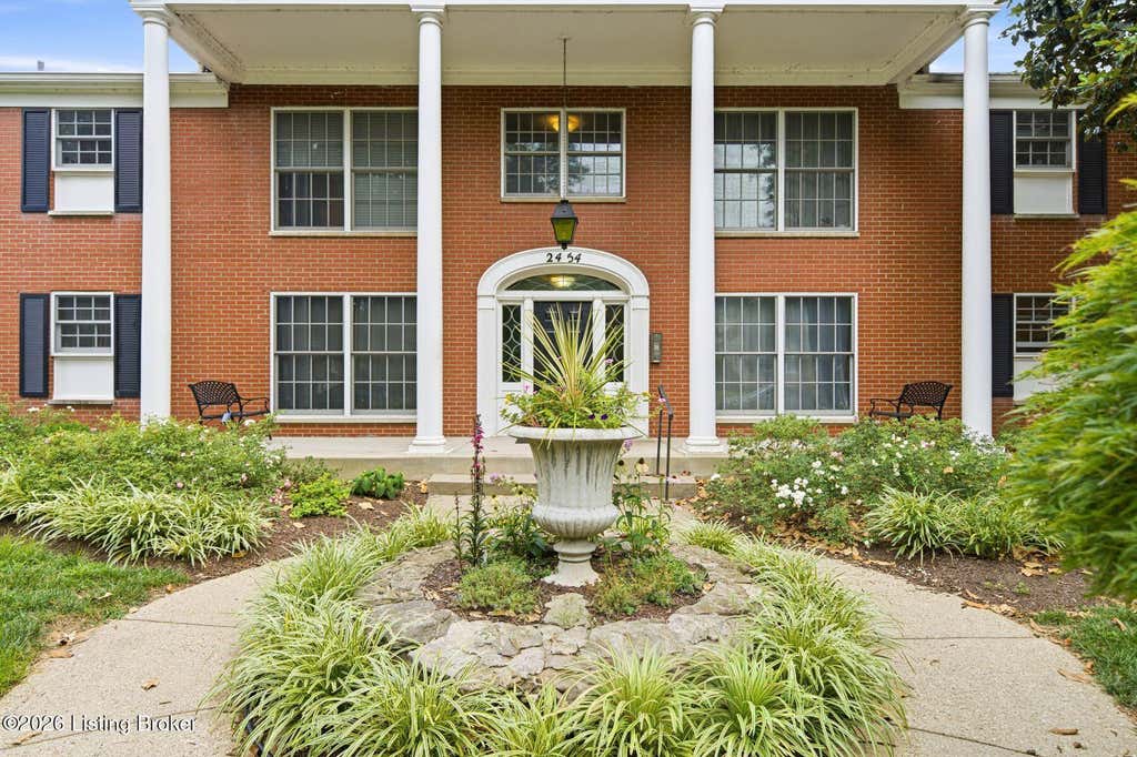 Photo of 2454 Glenmary Ave #13, Louisville, KY 40204 (MLS # 1726006)