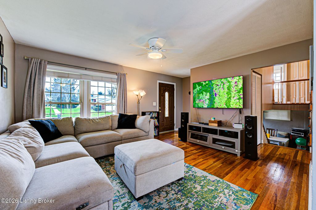 Photo of 12219 Brookgreen Dr, Louisville, KY 40243 (MLS # 1711594)