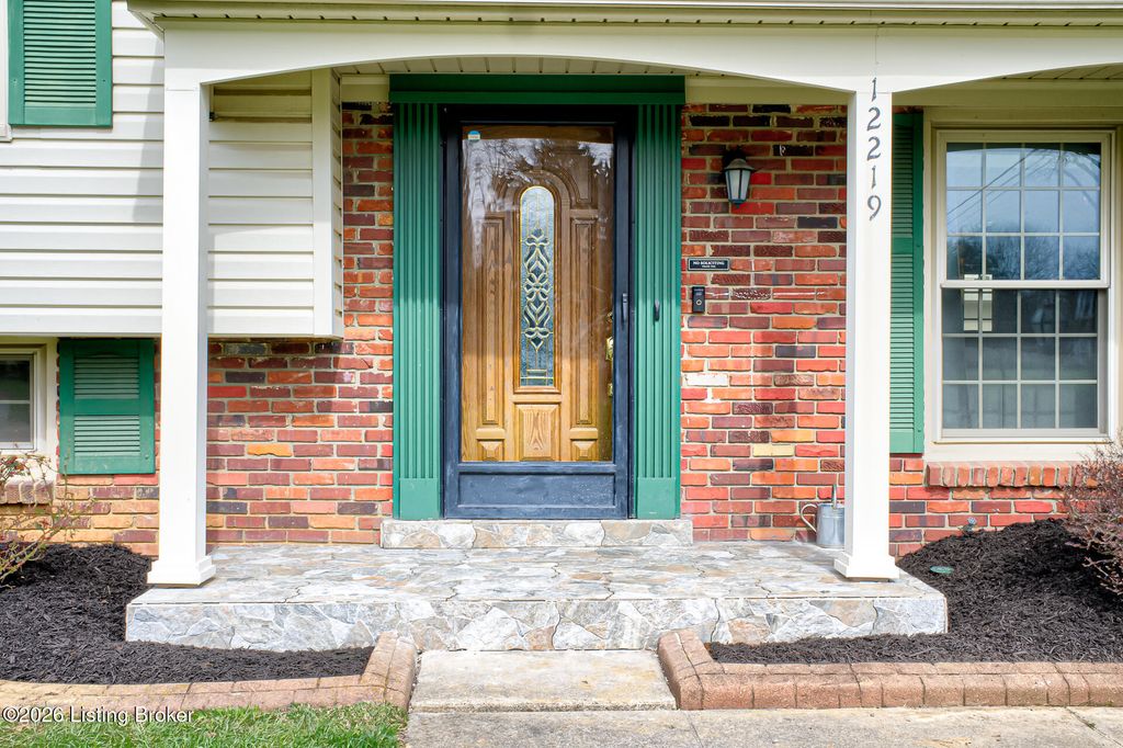 Photo of 12219 Brookgreen Dr, Louisville, KY 40243 (MLS # 1711594)