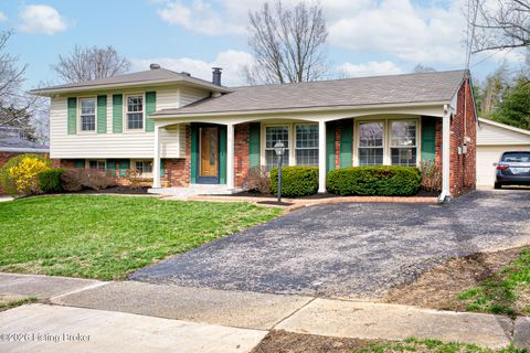 Photo of 12219 Brookgreen Dr, Louisville, KY 40243 (MLS # 1711594)