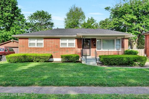 Photo of 8300 Gloxinia Dr, Louisville, KY 40258 (MLS # 1714885)