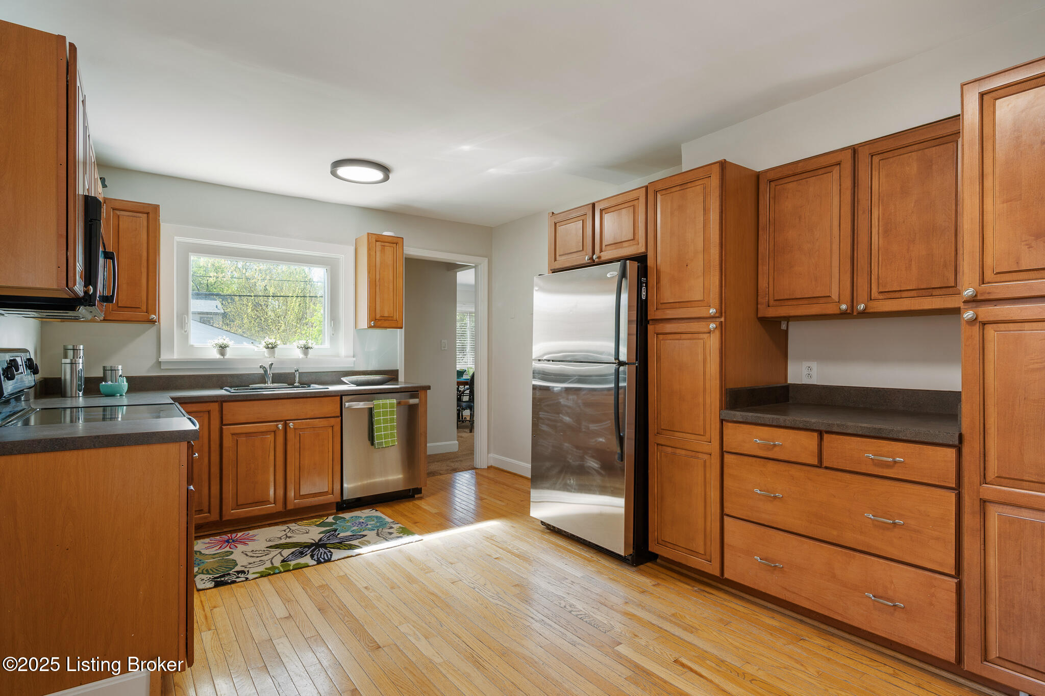3638 Warner Ave, Louisville, Kentucky image 6