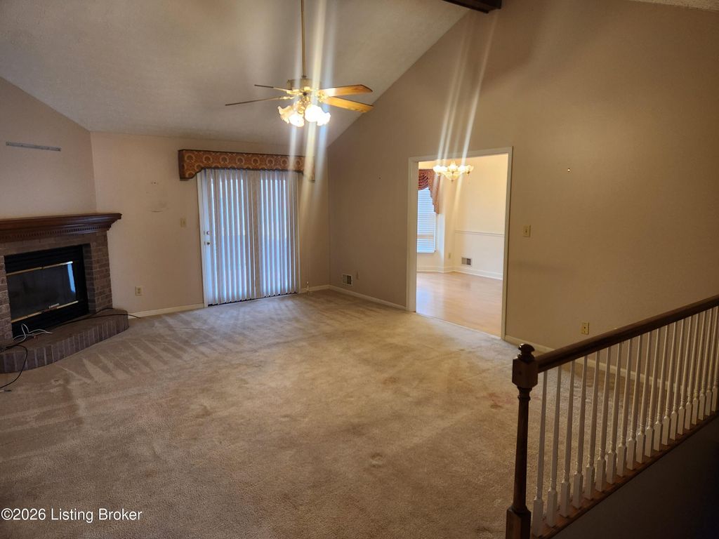 Photo of 7318 York River Rd, Louisville, KY 40214 (MLS # 1707090)