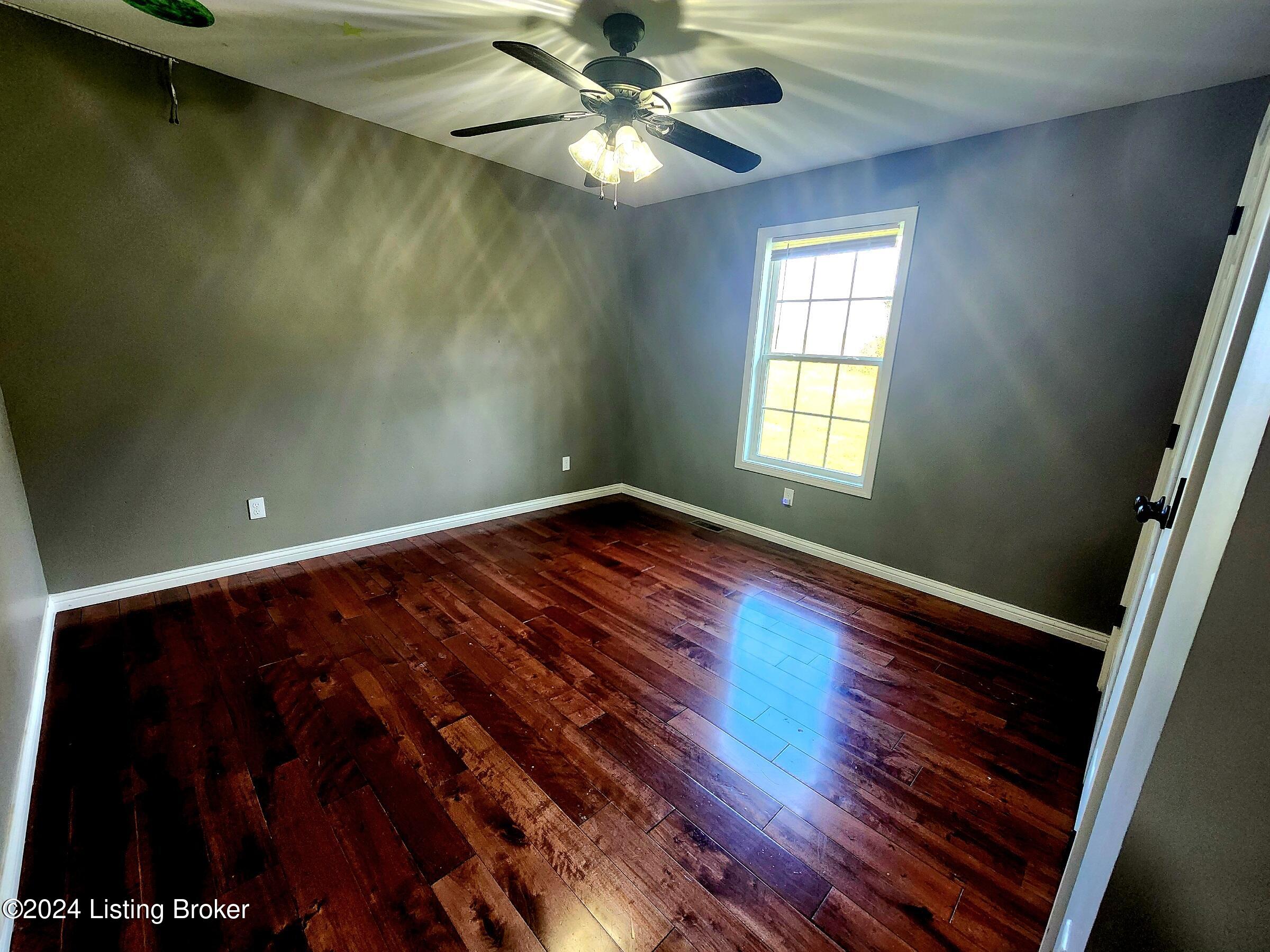 201 S Howard St, Bardstown, Kentucky image 8