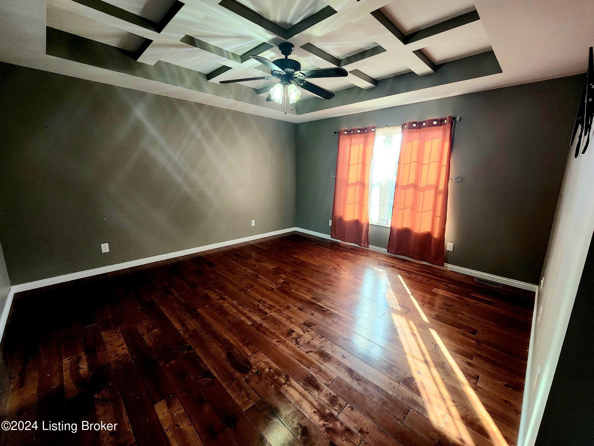 201 S Howard St, Bardstown, Kentucky image 4