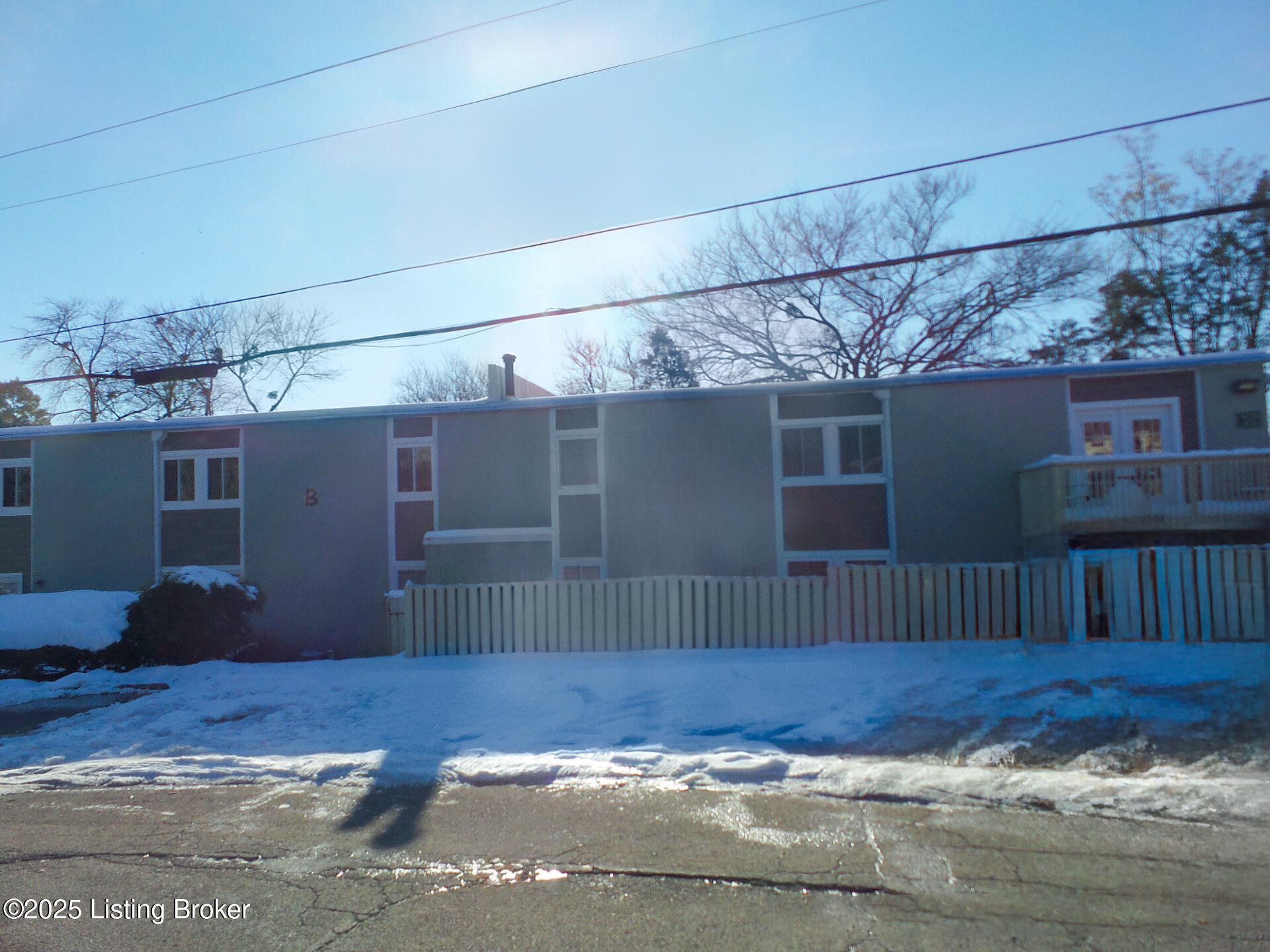 1815 Gardiner Ln #WB20, Louisville, Kentucky image 4
