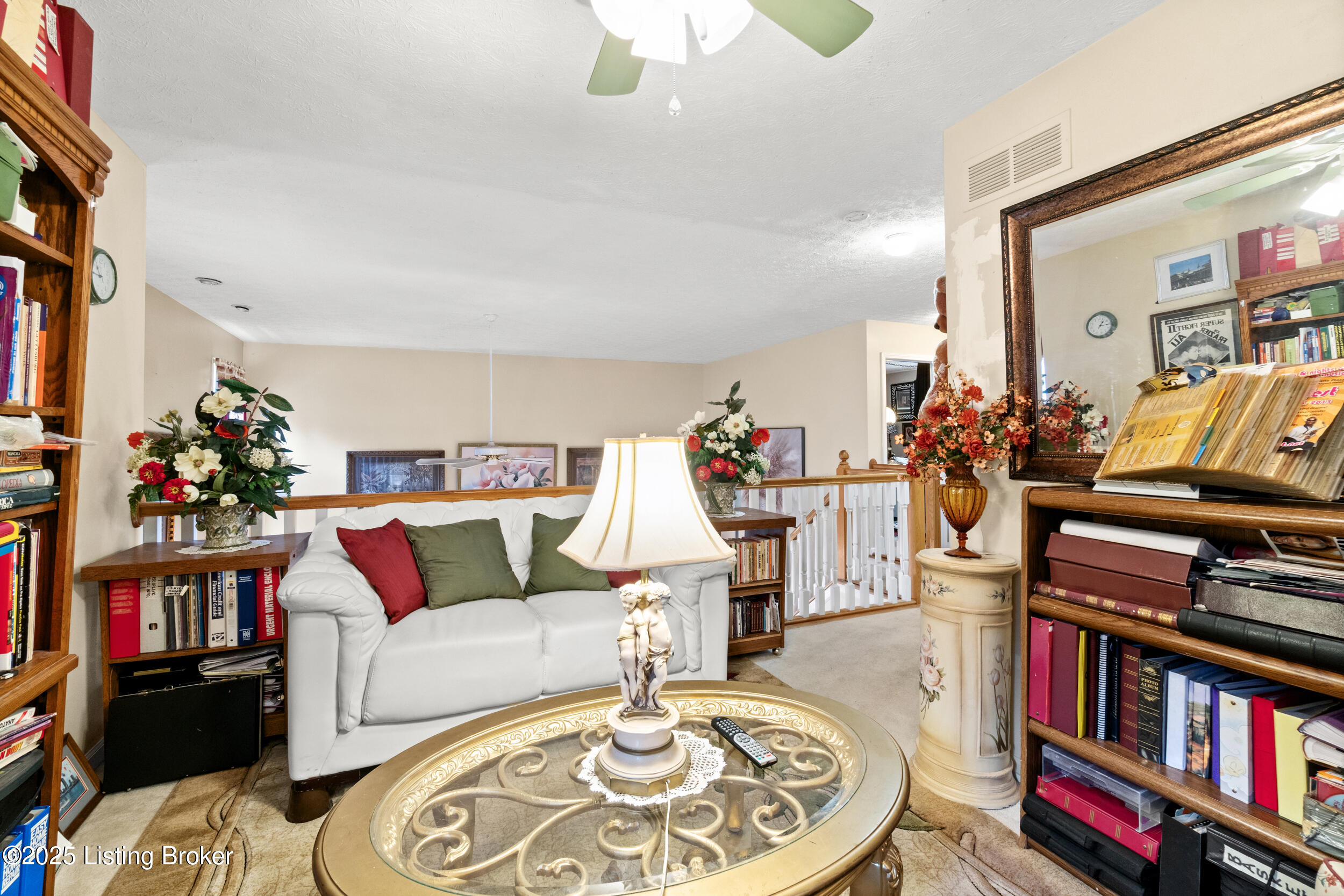 9415 River Trail Dr, Louisville, Kentucky image 33