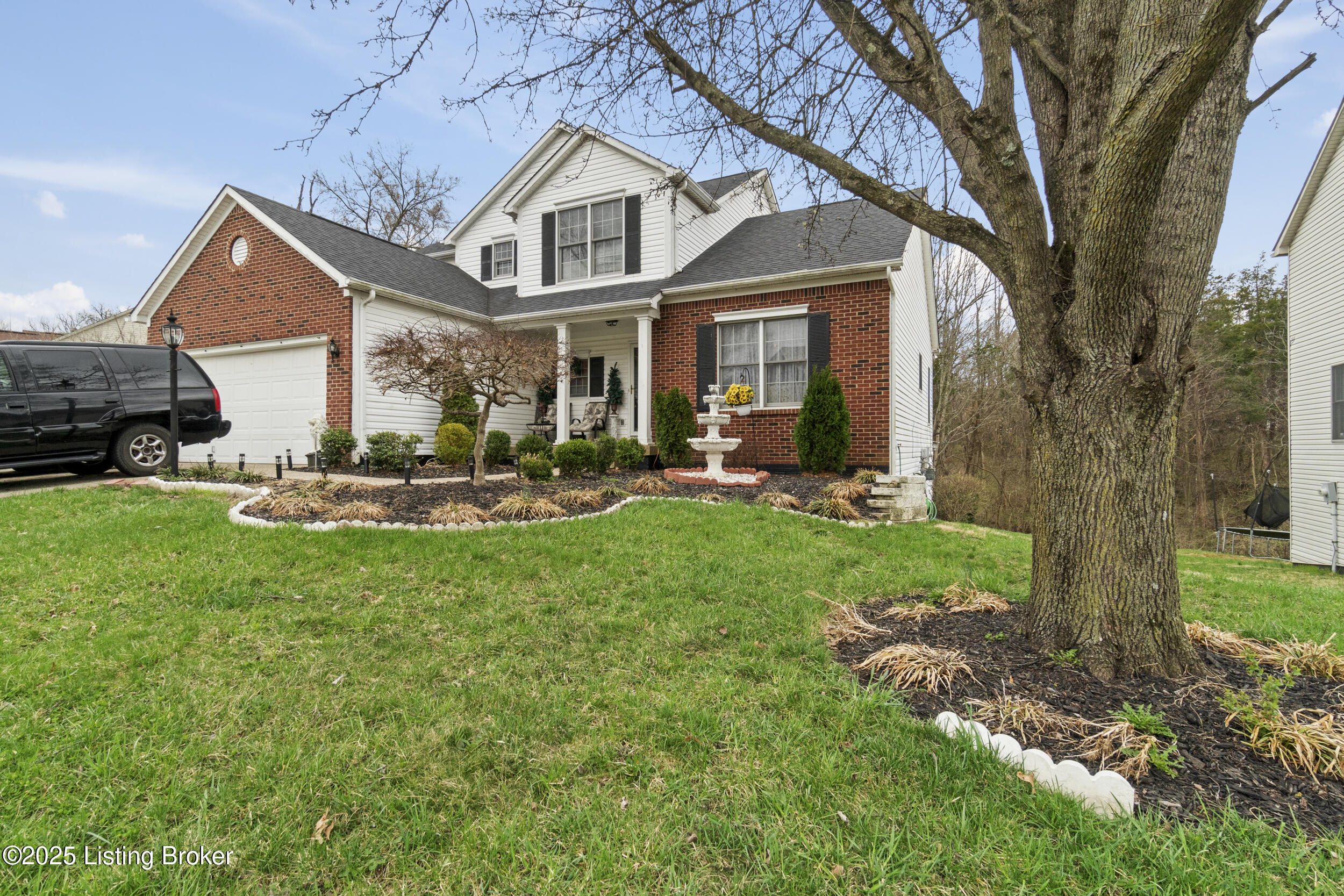 9415 River Trail Dr, Louisville, Kentucky image 7