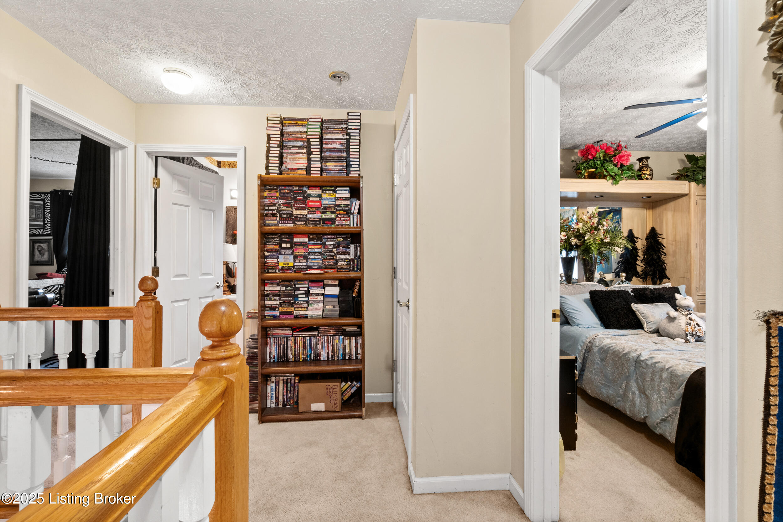 9415 River Trail Dr, Louisville, Kentucky image 34