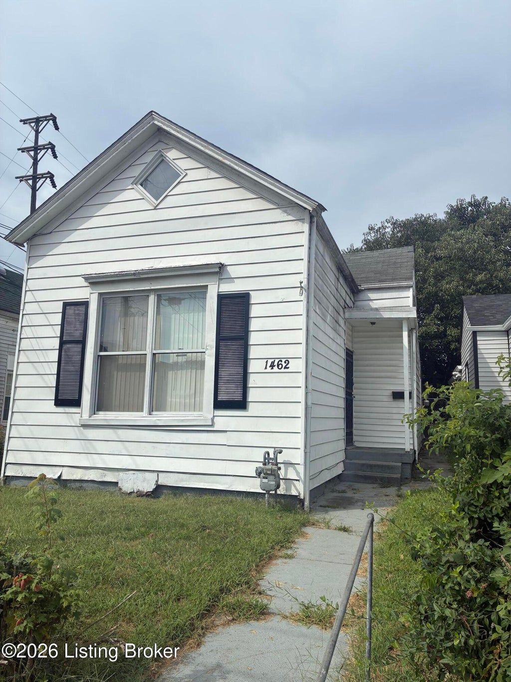 Photo of 1462 S 11th St, Louisville, KY 40210 (MLS # 1732780)