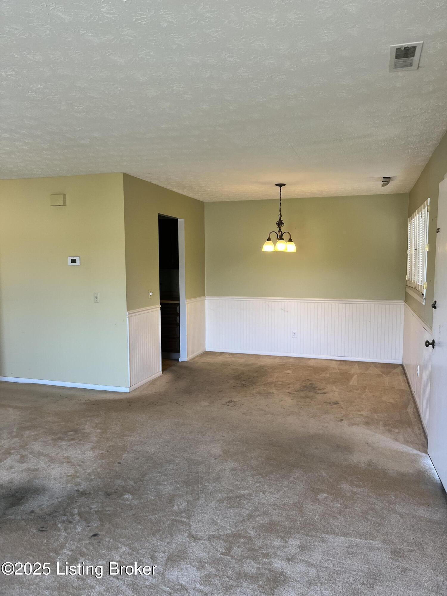 2814 Dry Ridge Ct, Villa Hills, Kentucky image 4