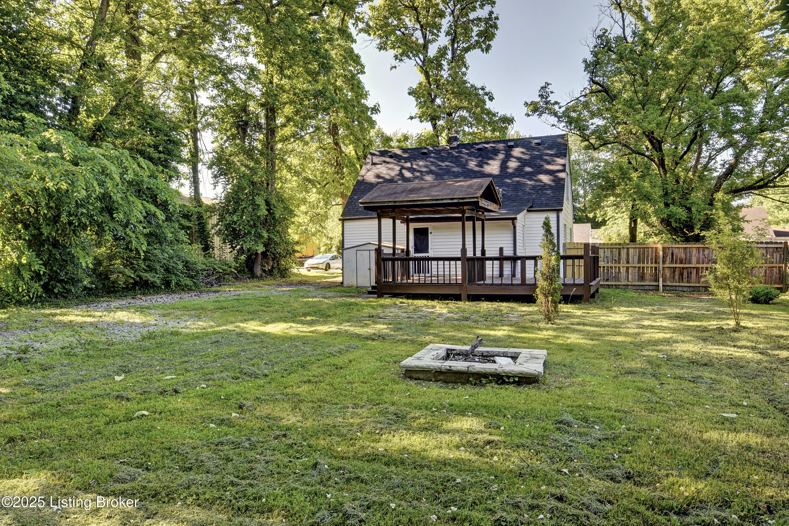 1229 Bates Ave, Louisville, Kentucky image 23
