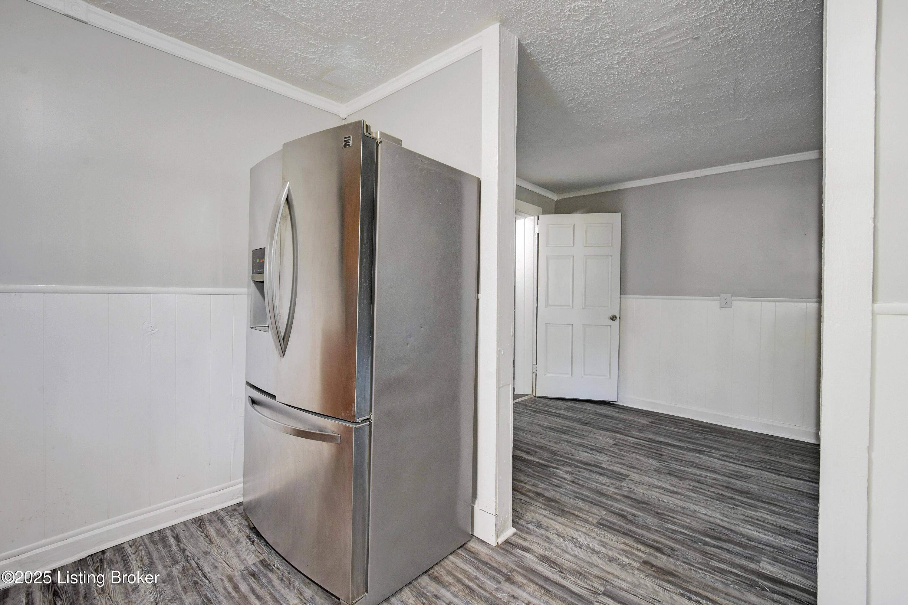 1229 Bates Ave, Louisville, Kentucky image 4