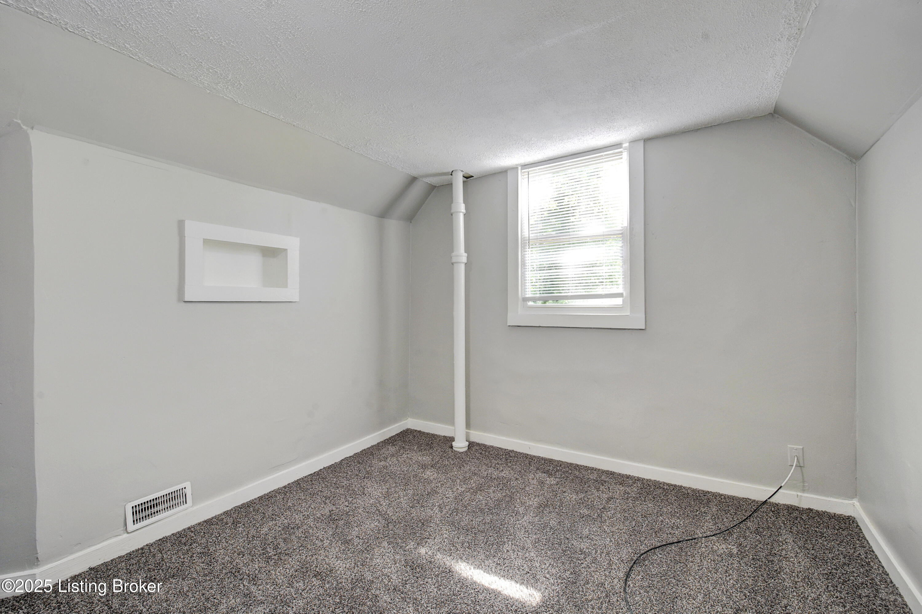 1229 Bates Ave, Louisville, Kentucky image 18
