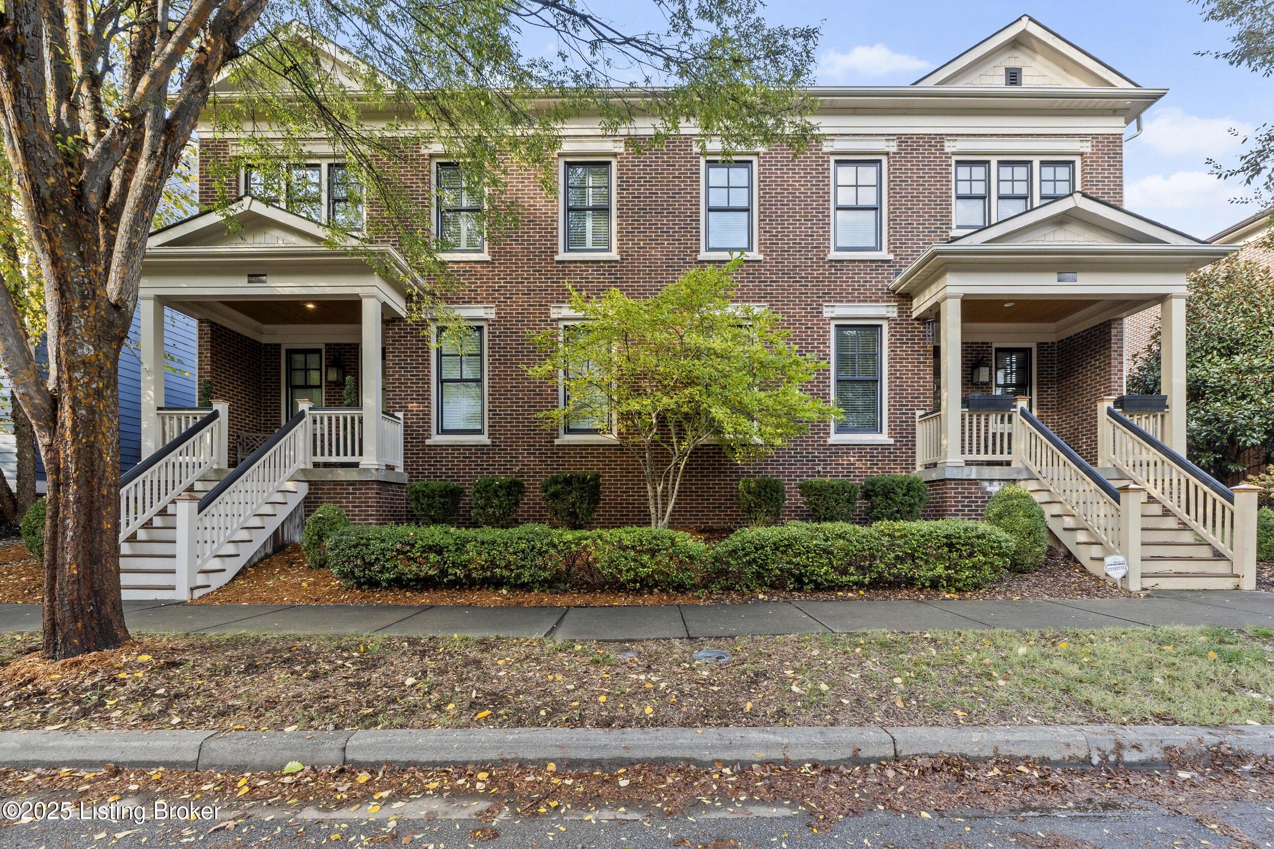 9405 Delphinium St # A