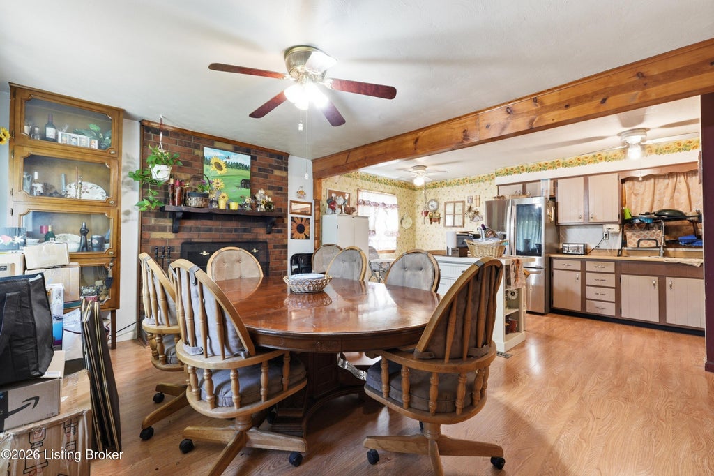 Photo of 3501 Foreman Ln, Louisville, KY 40219 (MLS # 1728482)