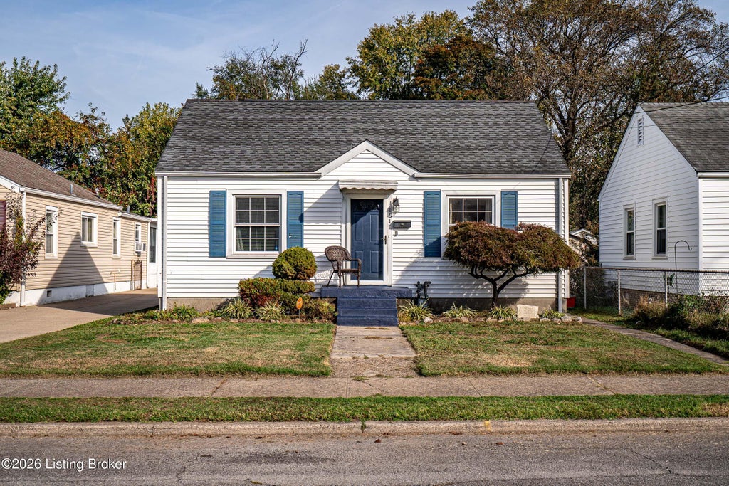 Photo of 1611 Sale Ave, Louisville, KY 40215 (MLS # 1733198)