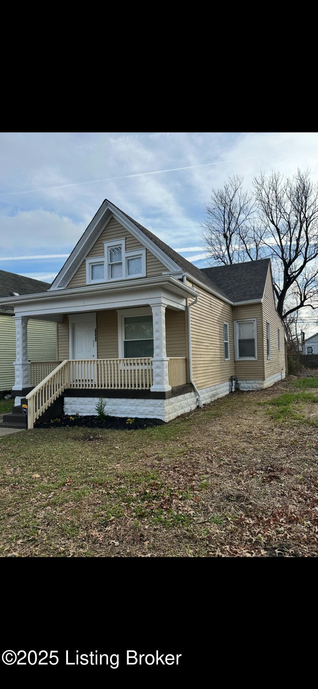 Photo of 2502 Garland Ave, Louisville, KY 40211 (MLS # 1704695)