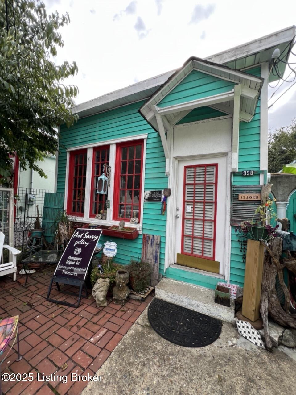 958 Barret Ave, Louisville, Kentucky image 4