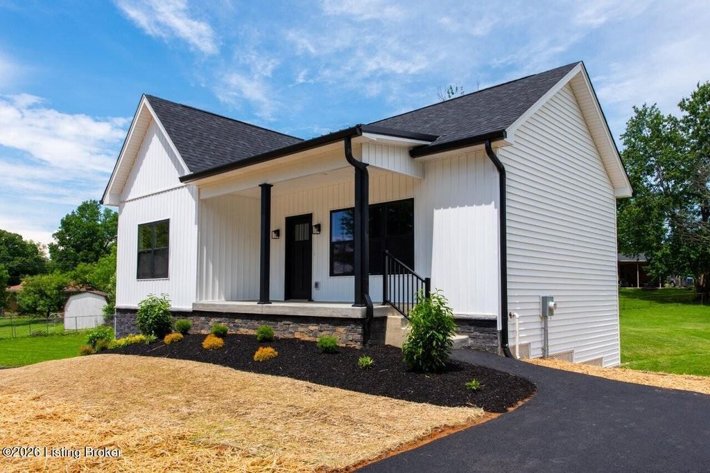 Photo of 8301 Acme Way, Louisville, KY 40219 (MLS # 1720682)