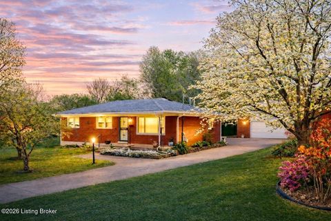 Photo of 8813 Maple Rd, Louisville, KY 40229 (MLS # 1714683)