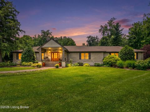 Photo of 11002 Ridge Rd, Anchorage, KY 40223 (MLS # 1721206)