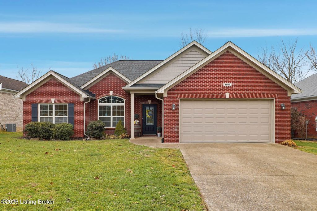 Photo of 8908 Wooden Horse Dr, Louisville, KY 40229 (MLS # 1709289)
