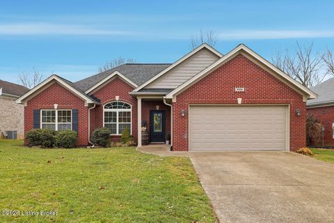 Photo of 8908 Wooden Horse Dr, Louisville, KY 40229 (MLS # 1709289)