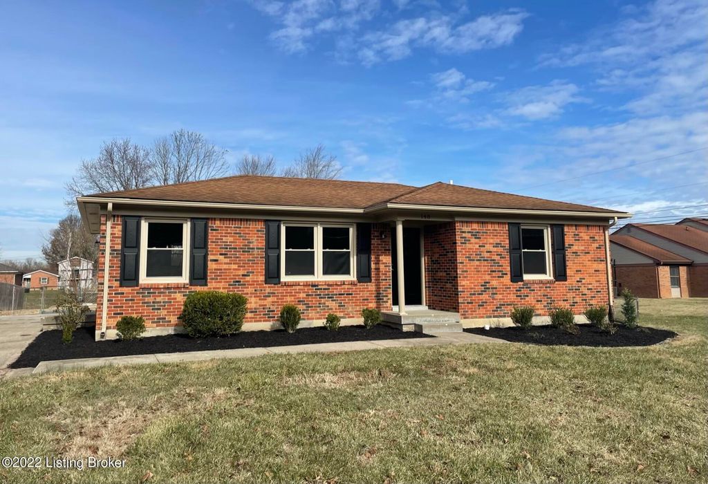 Photo of 148 Johnson Dr, Shepherdsville, KY 40165 (MLS # 1626634)