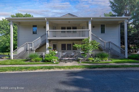 Photo of 417 Rosewood Ct, Louisville, KY 40223 (MLS # 1717327)