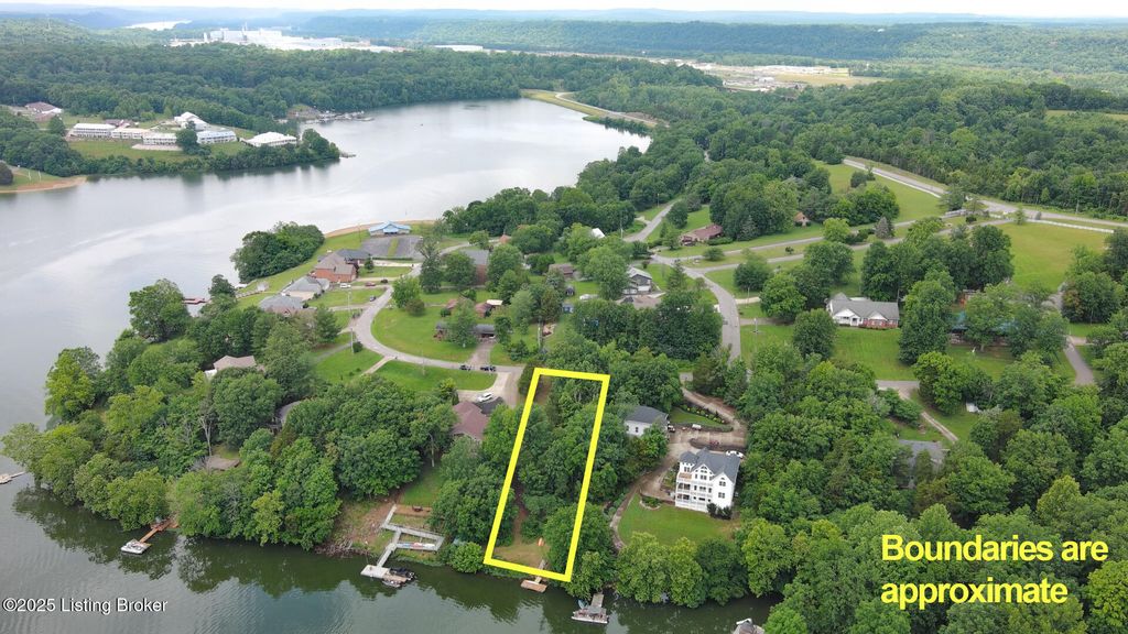 Photo of 29 Wingate Rd, Brandenburg, KY 40108 (MLS # 1722930)