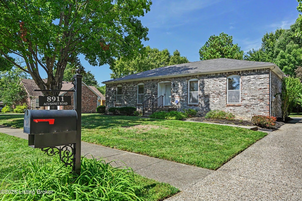 Photo of 8911 Acushnet Rd, Louisville, KY 40242 (MLS # 1729182)