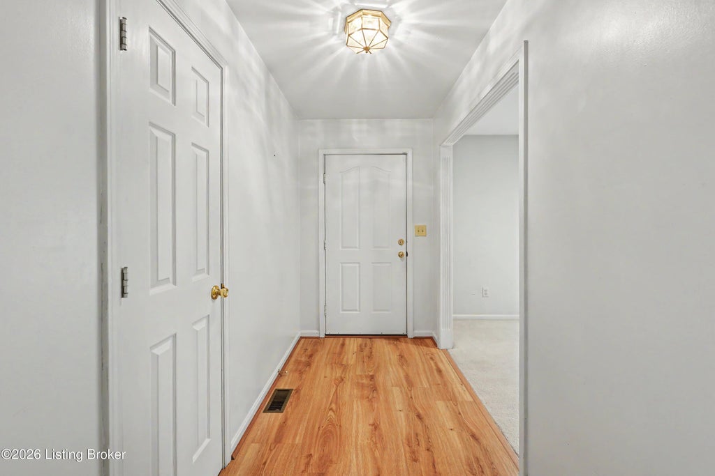 Photo of 8911 Acushnet Rd, Louisville, KY 40242 (MLS # 1729182)