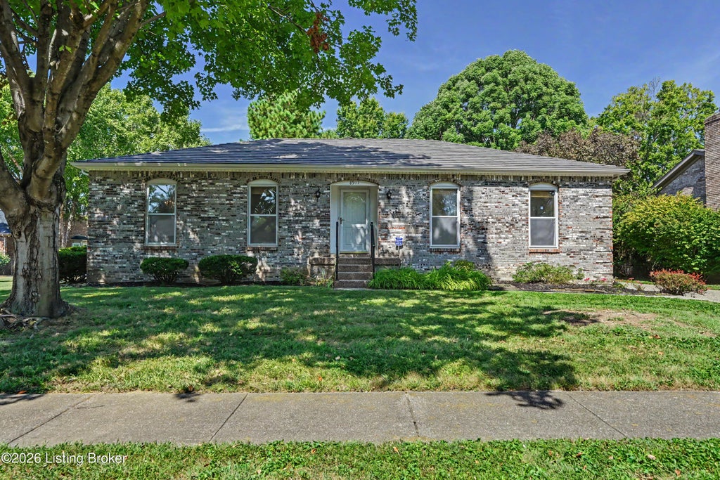 Photo of 8911 Acushnet Rd, Louisville, KY 40242 (MLS # 1729182)
