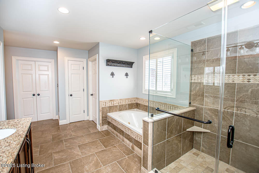 12901 Crestmoor Cir, Prospect, Kentucky image 49