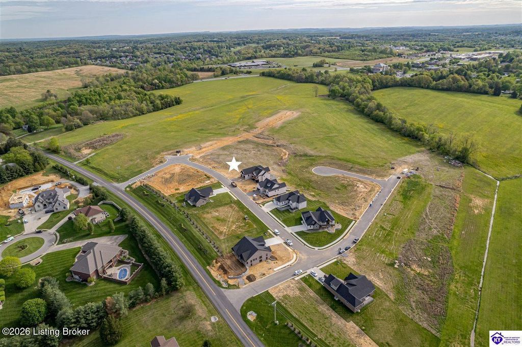 Photo of 117 Bonfire Ln, Elizabethtown, KY 42701 (MLS # 1714445)