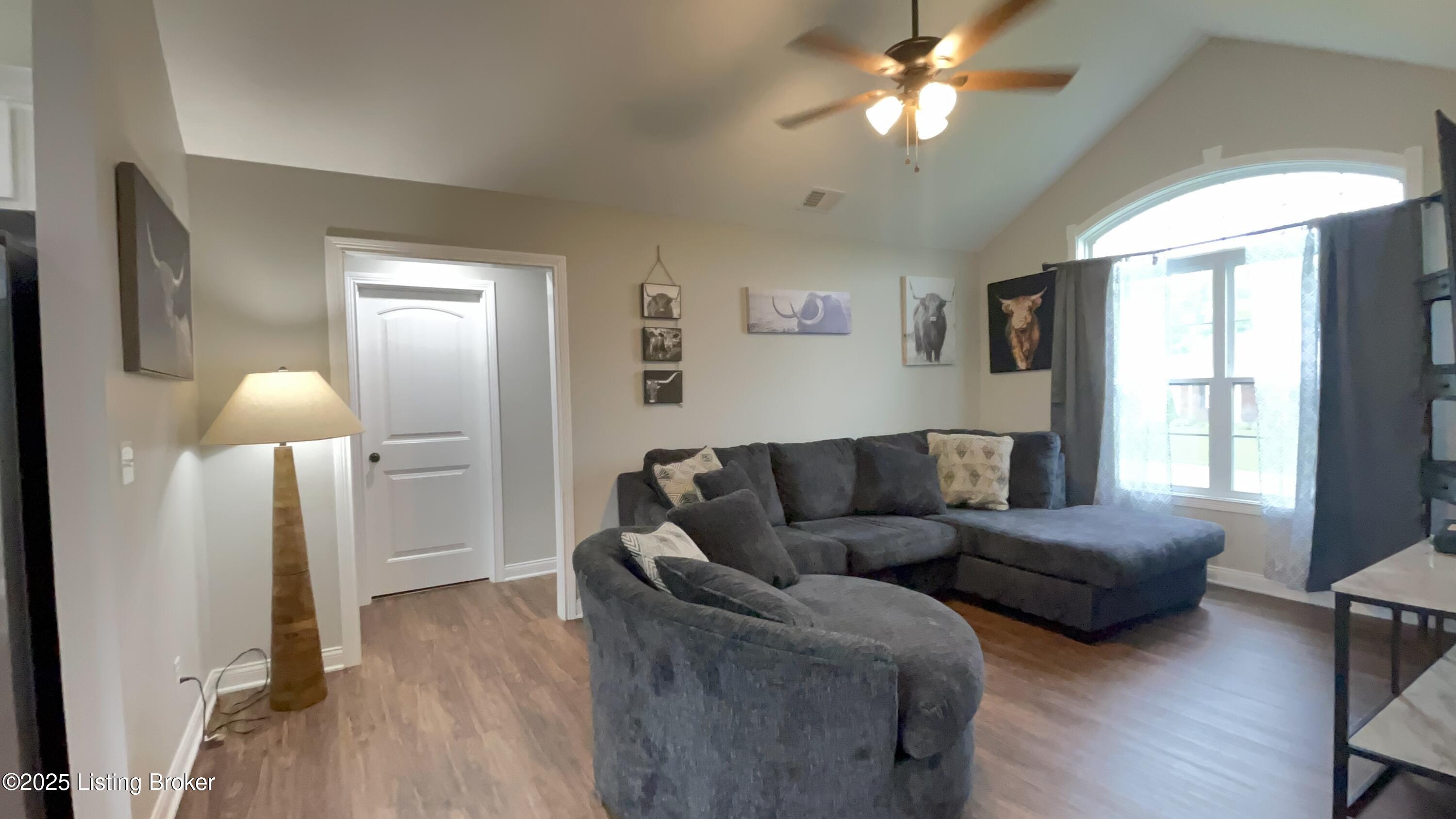 122 Iroquois Trail, Bloomfield, Pennsylvania image 6