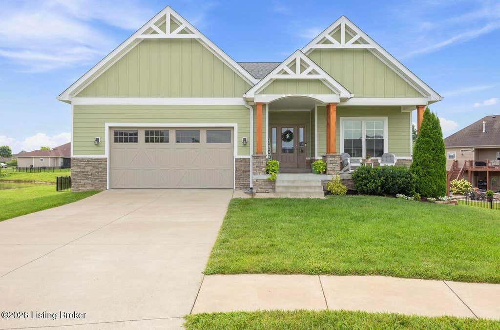 Photo of 160 Williamsburg Ct, Mt Washington, KY 40047 (MLS # 1723819)