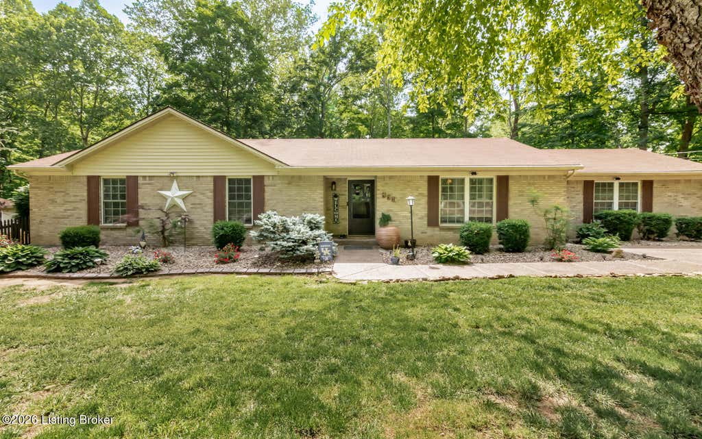 Photo of 491 Big Springs Rd, Shepherdsville, KY 40165 (MLS # 1716790)