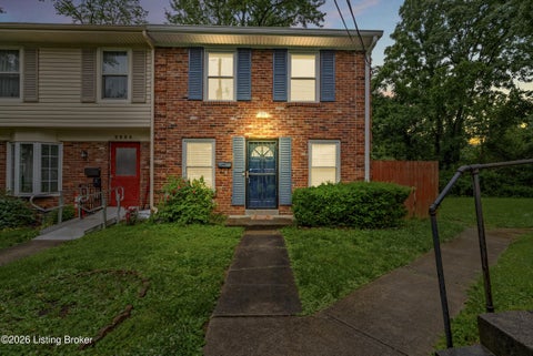 Townhouse For Sale - 2852 Coleen Ct<br/> Jefferson County, Louisville, KY 40206