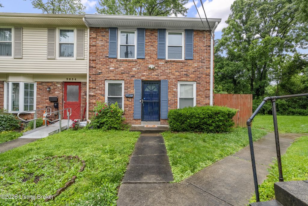 Photo of 2852 Coleen Ct, Louisville, KY 40206 (MLS # 1718340)