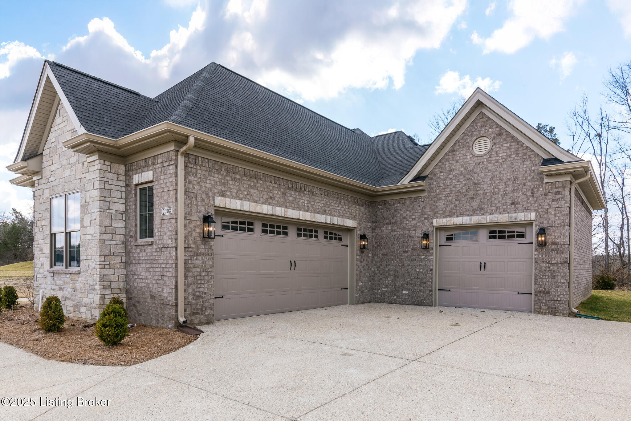2208 White Oak Way, Fisherville, Kentucky image 8
