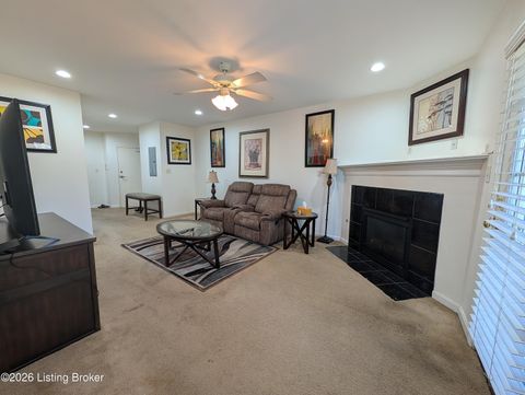 Condo For Sale - 3012 Clevan Way #102<br/> Jefferson County, Louisville, KY 40220