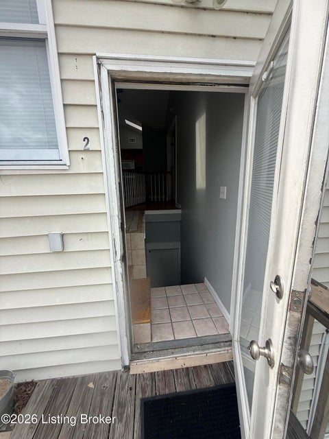 Apartment For Rent - 112 E Woodlawn Ave #2<br/> Louisville, KY 40214